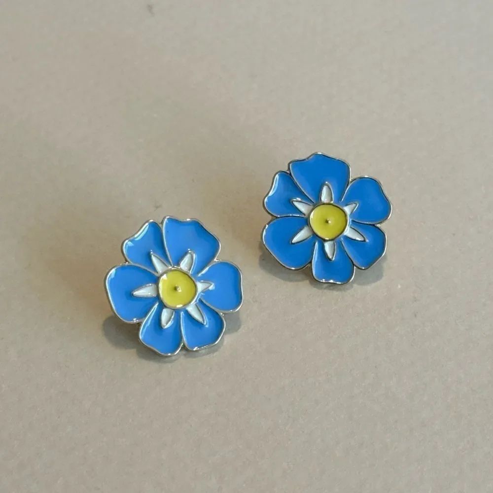 Flower earrings N791